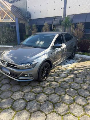 VOLKSWAGEN VIRTUS 1.0 200 TSI HIGHLINE AUTOMÁTICO